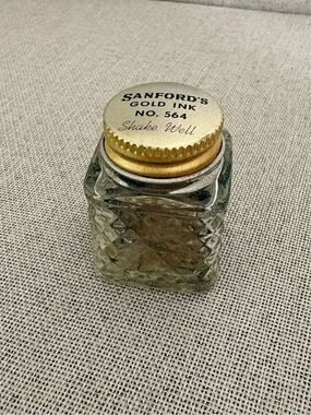 Vintage Sanford’s Gold Ink No. 564 Glass Bottle w/ Original Lid Dried Ink